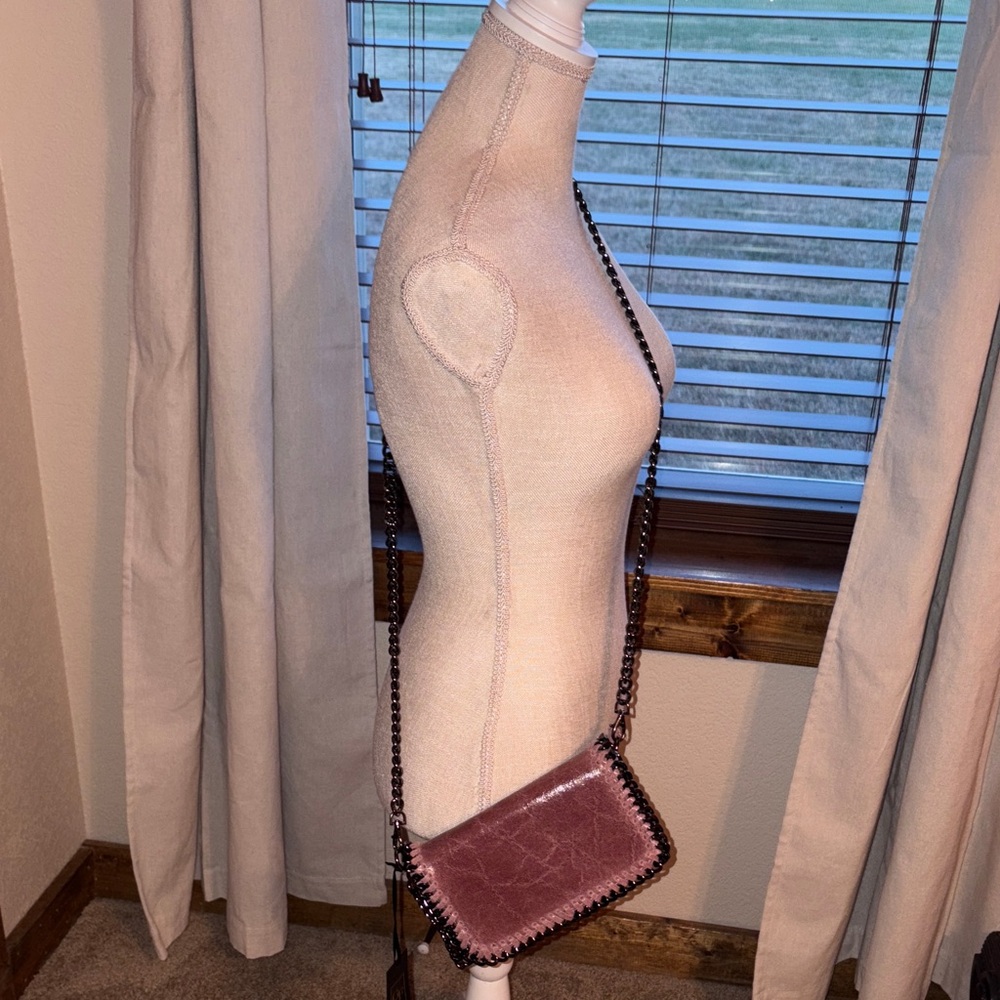 German Fuentes evening bag / clutch bag in mauve leather with attachable chain